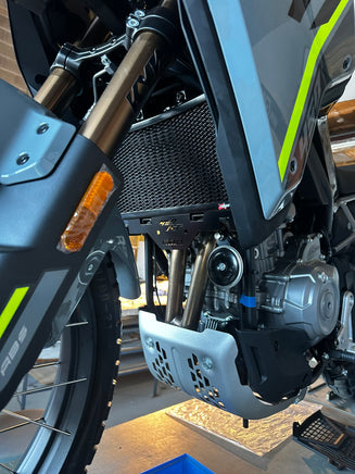 CFMoto 450MT/ibex Radiator Guard Black fitted to a blue bike
